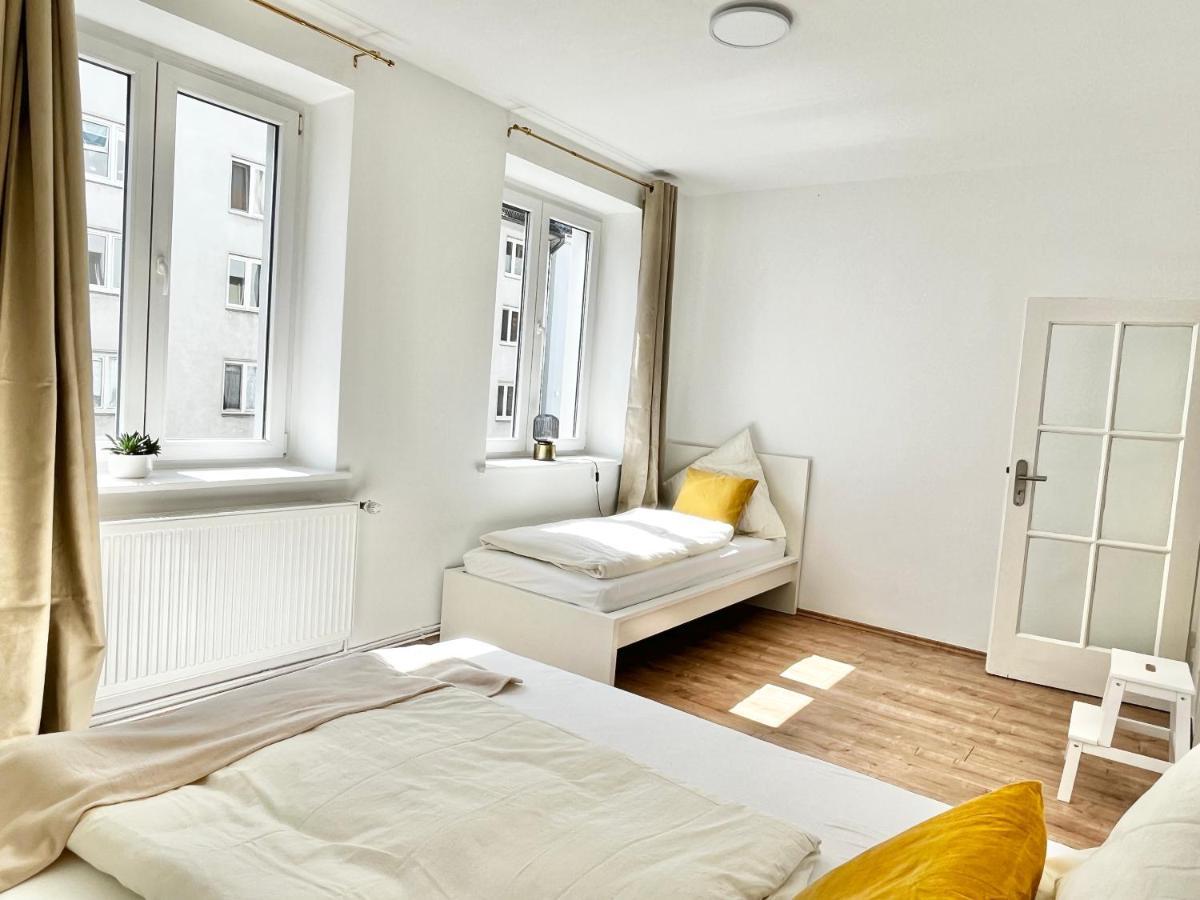 Design Apartment - Parking - Kingsize-Bett - 2X Bad - Zentrum Hannover Esterno foto