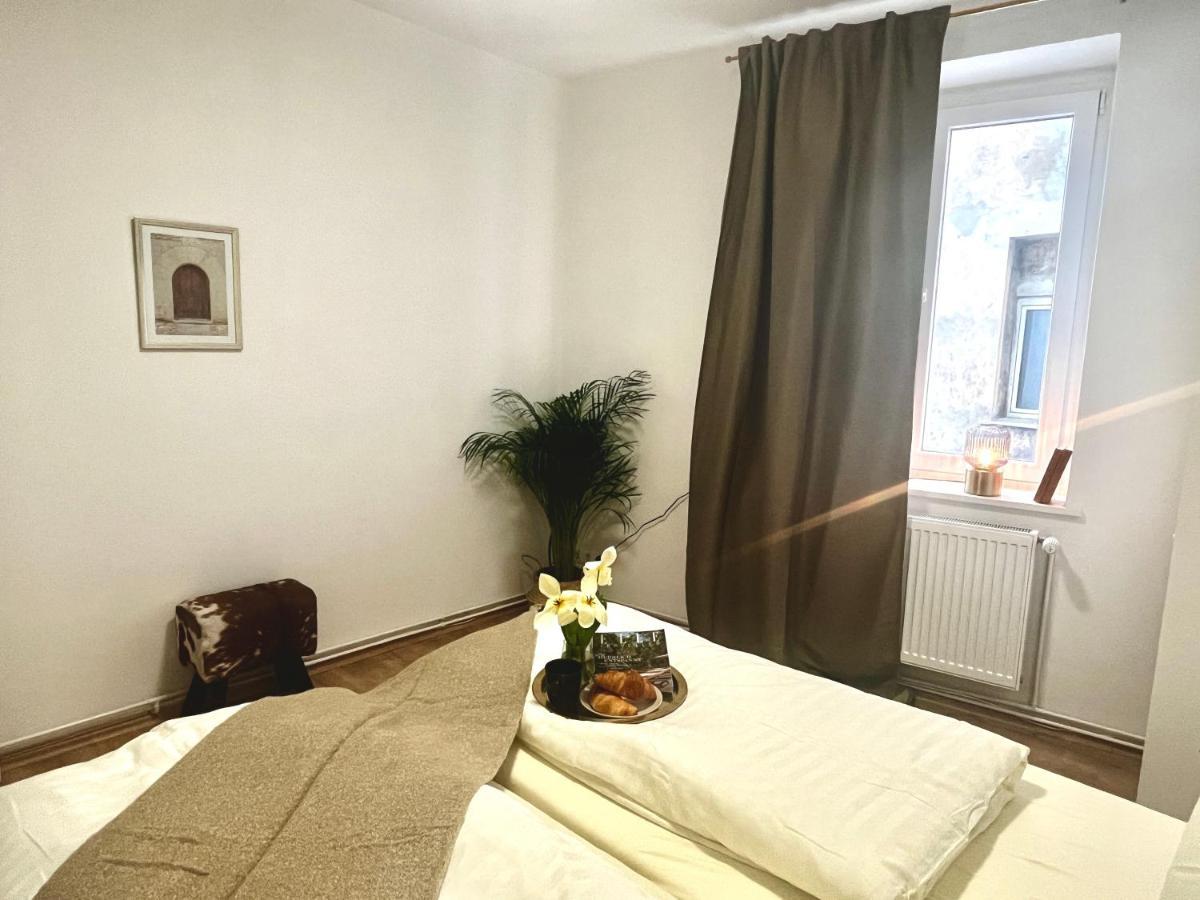 Design Apartment - Parking - Kingsize-Bett - 2X Bad - Zentrum Hannover Esterno foto
