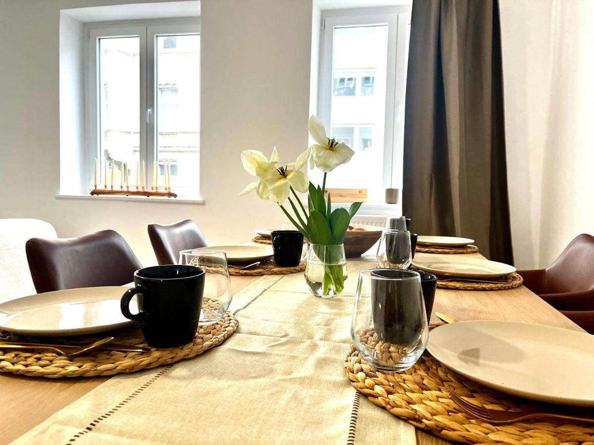 Design Apartment - Parking - Kingsize-Bett - 2X Bad - Zentrum Hannover Esterno foto