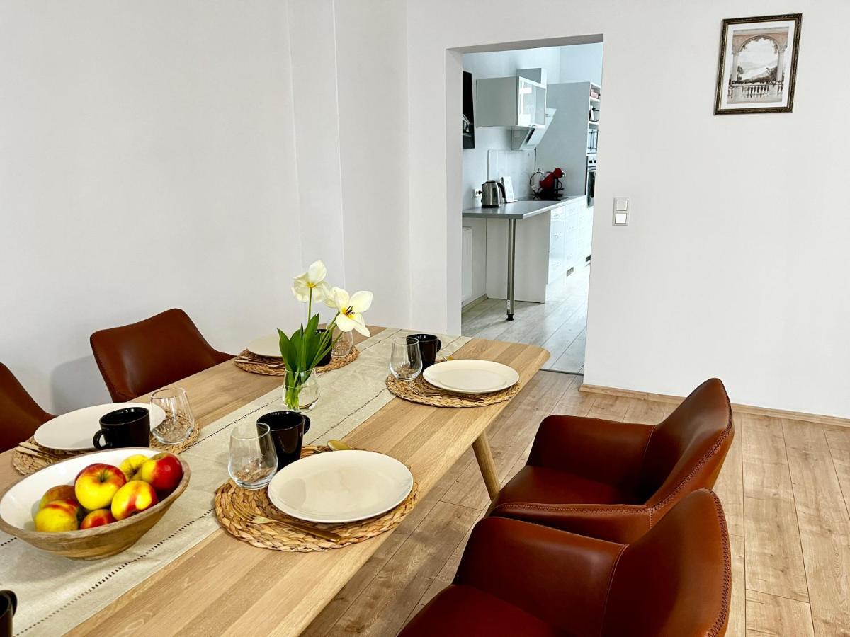 Design Apartment - Parking - Kingsize-Bett - 2X Bad - Zentrum Hannover Esterno foto